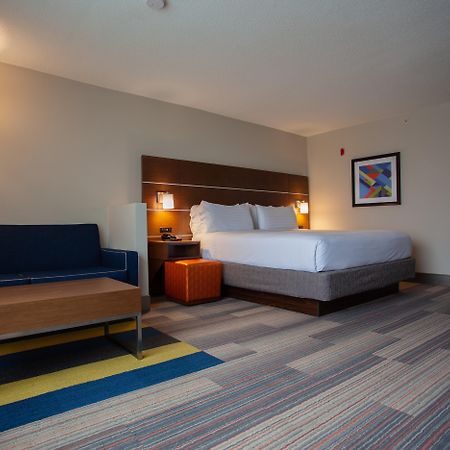 סנדי ספרינגס Holiday Inn Express & Suites Atlanta Perimeter Mall Hotel By Ihg מראה חיצוני תמונה