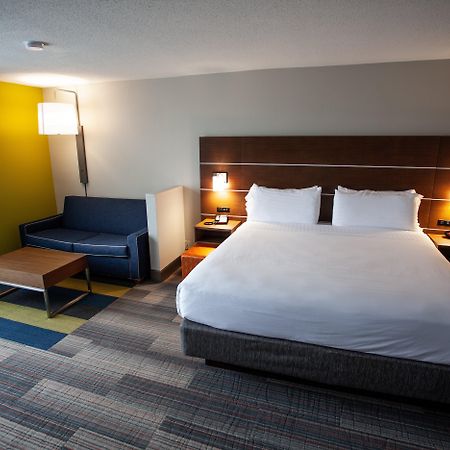 סנדי ספרינגס Holiday Inn Express & Suites Atlanta Perimeter Mall Hotel By Ihg מראה חיצוני תמונה