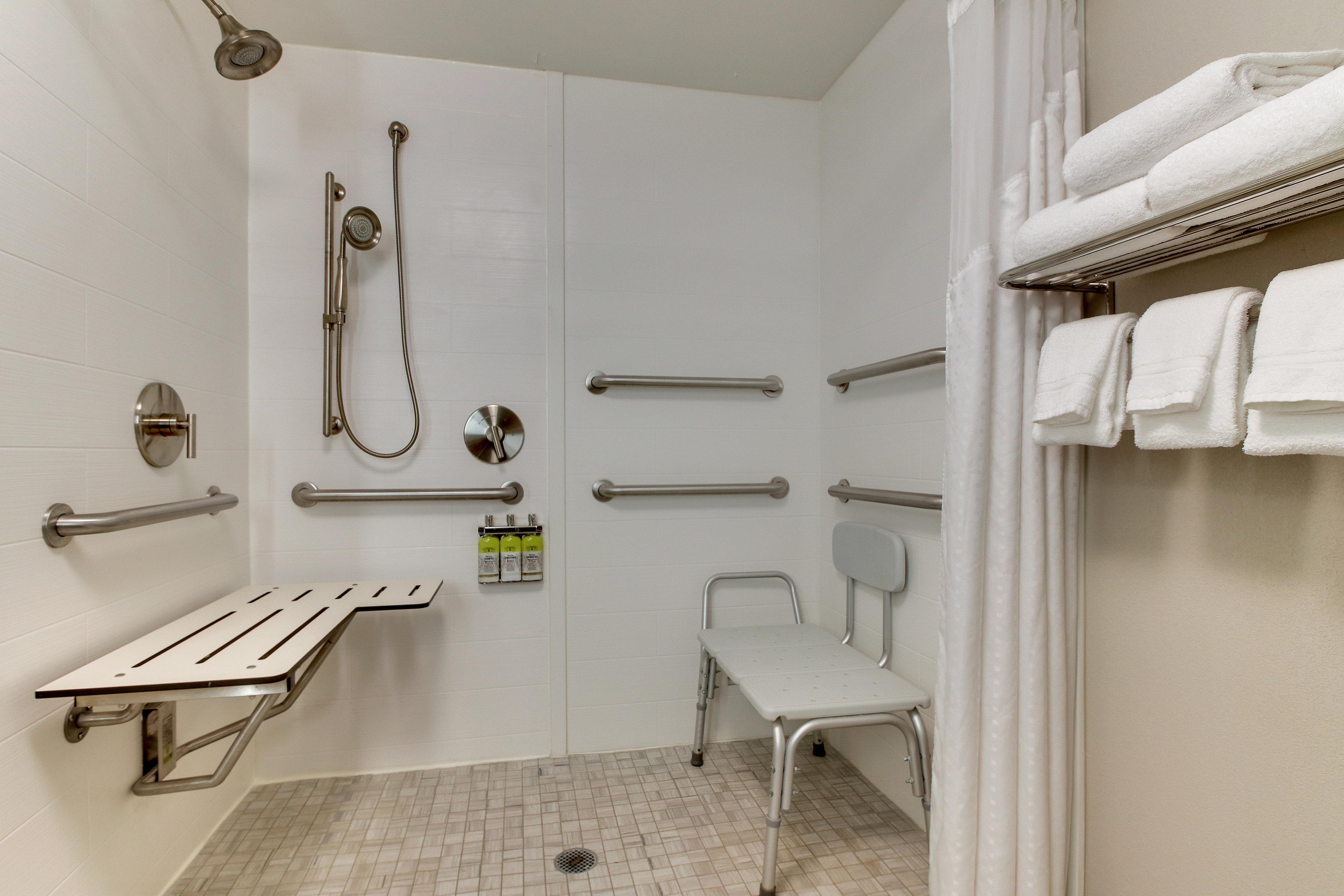 סנדי ספרינגס Holiday Inn Express & Suites Atlanta Perimeter Mall Hotel By Ihg מראה חיצוני תמונה