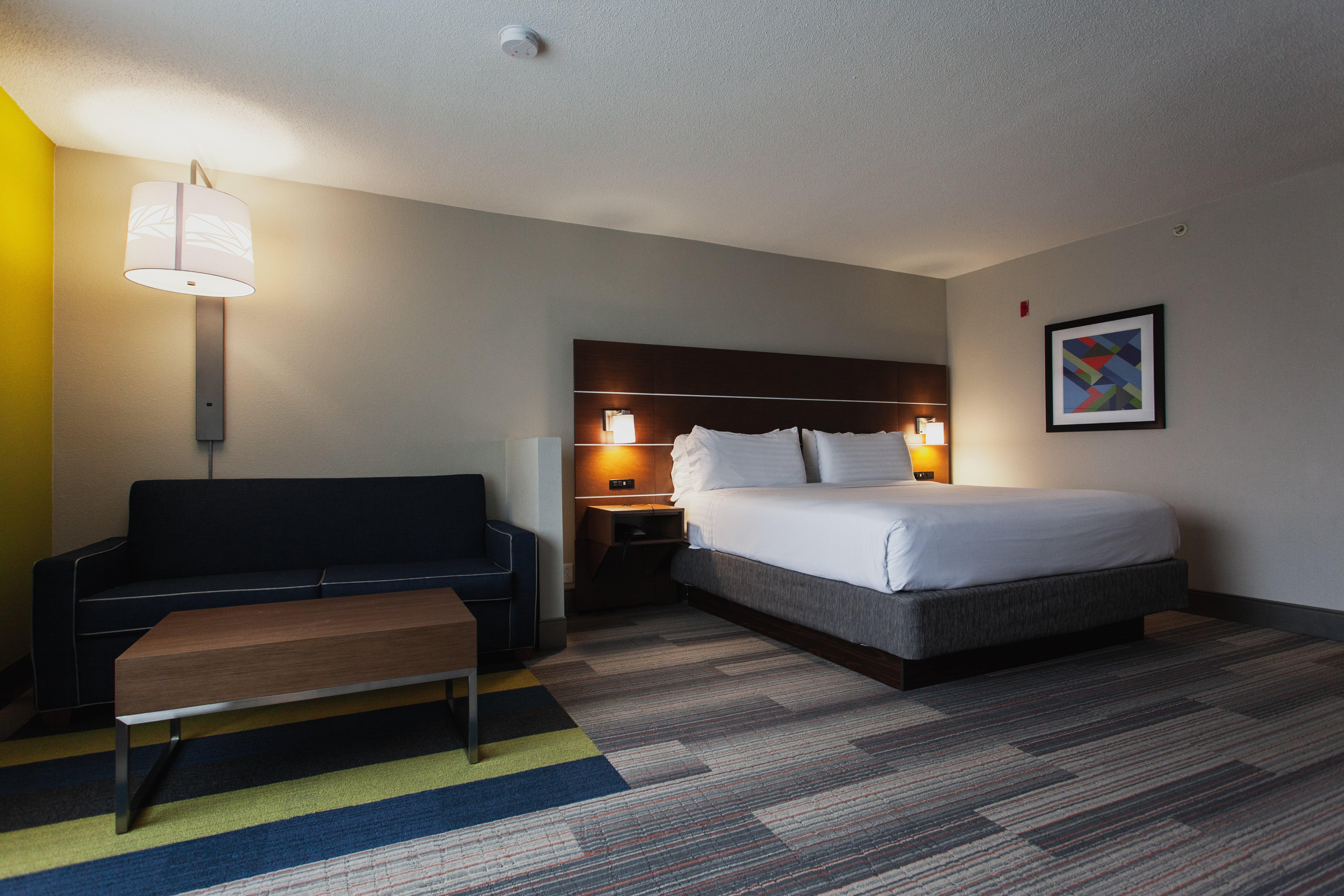סנדי ספרינגס Holiday Inn Express & Suites Atlanta Perimeter Mall Hotel By Ihg מראה חיצוני תמונה