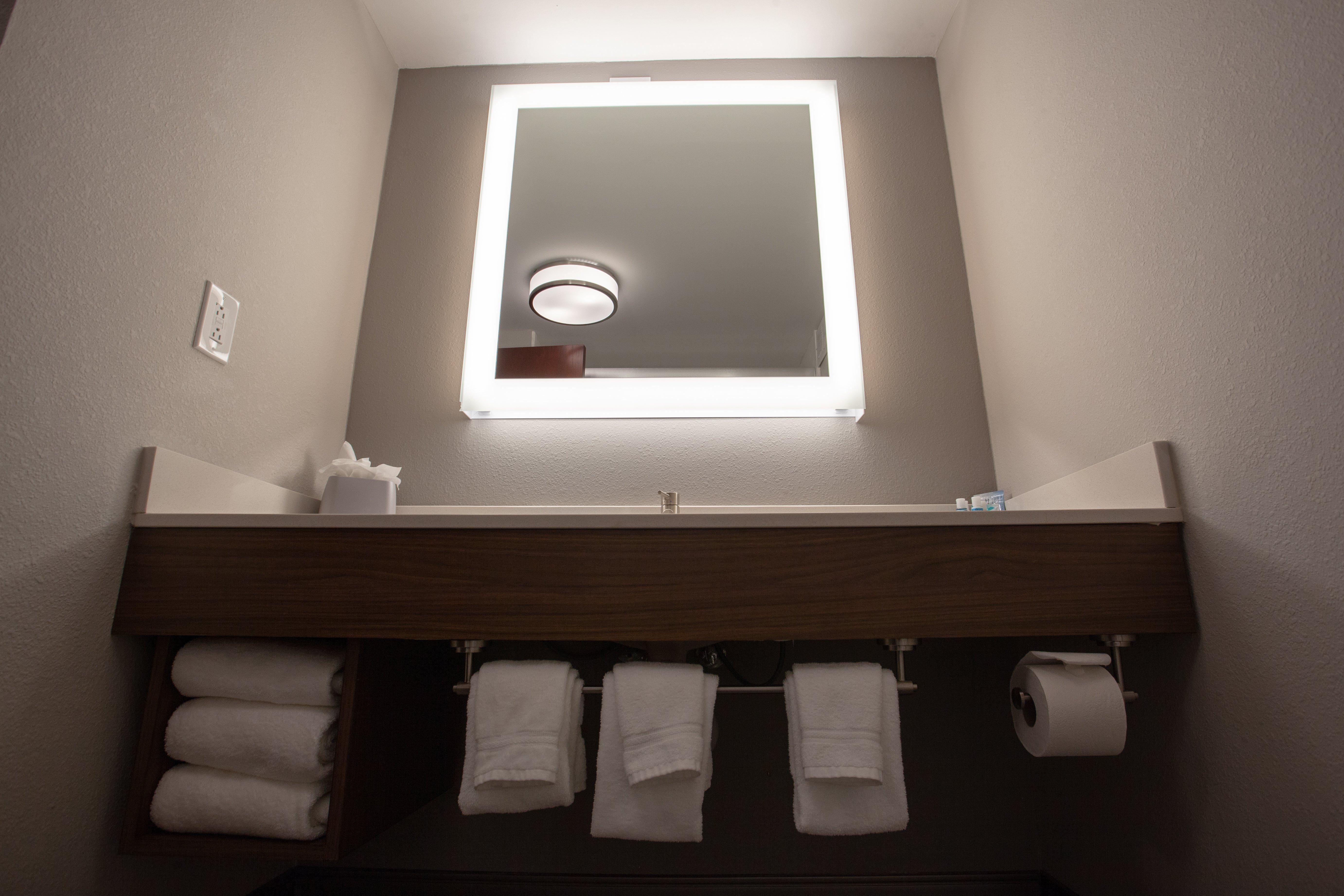 סנדי ספרינגס Holiday Inn Express & Suites Atlanta Perimeter Mall Hotel By Ihg מראה חיצוני תמונה