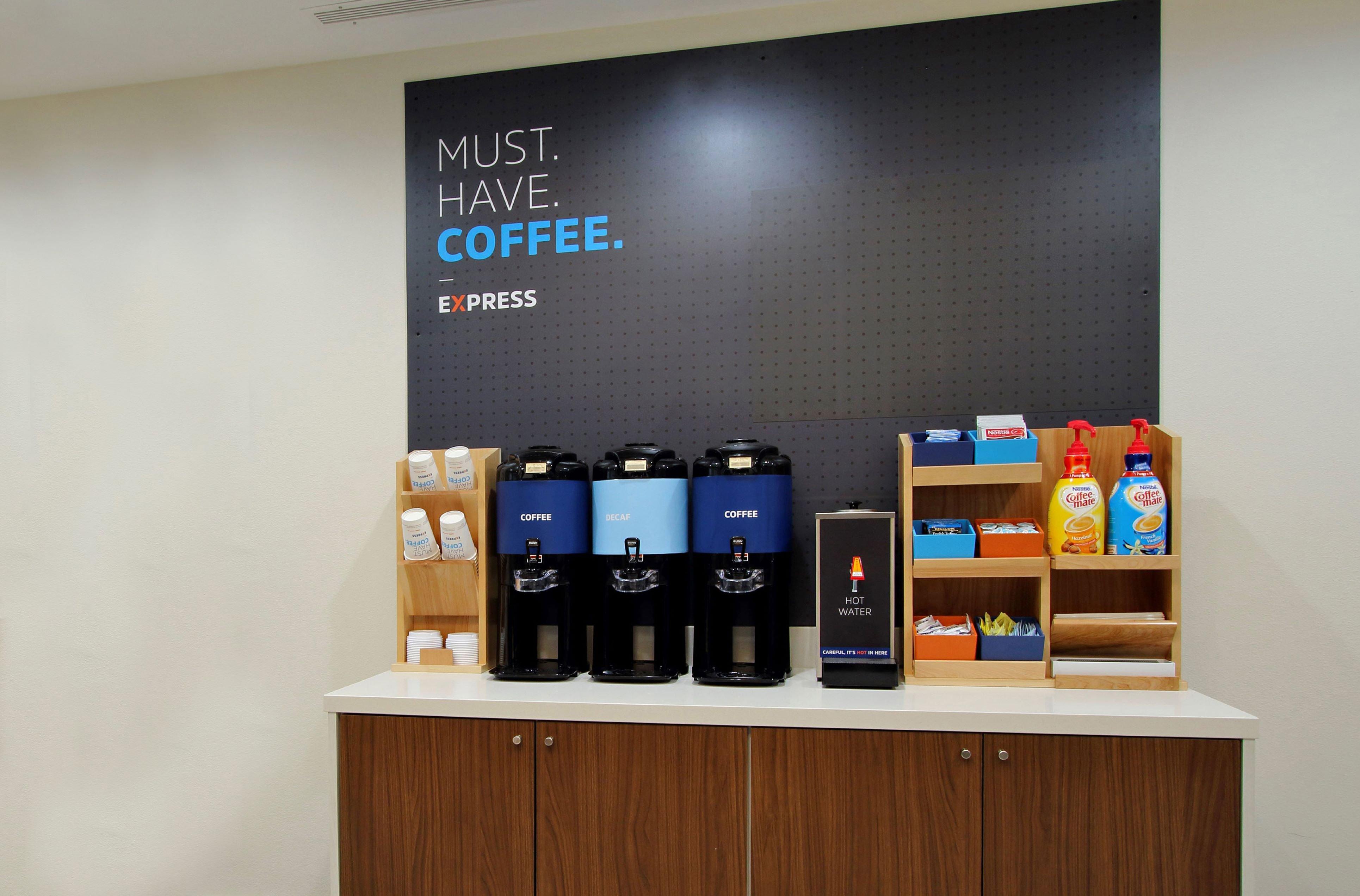 סנדי ספרינגס Holiday Inn Express & Suites Atlanta Perimeter Mall Hotel By Ihg מראה חיצוני תמונה
