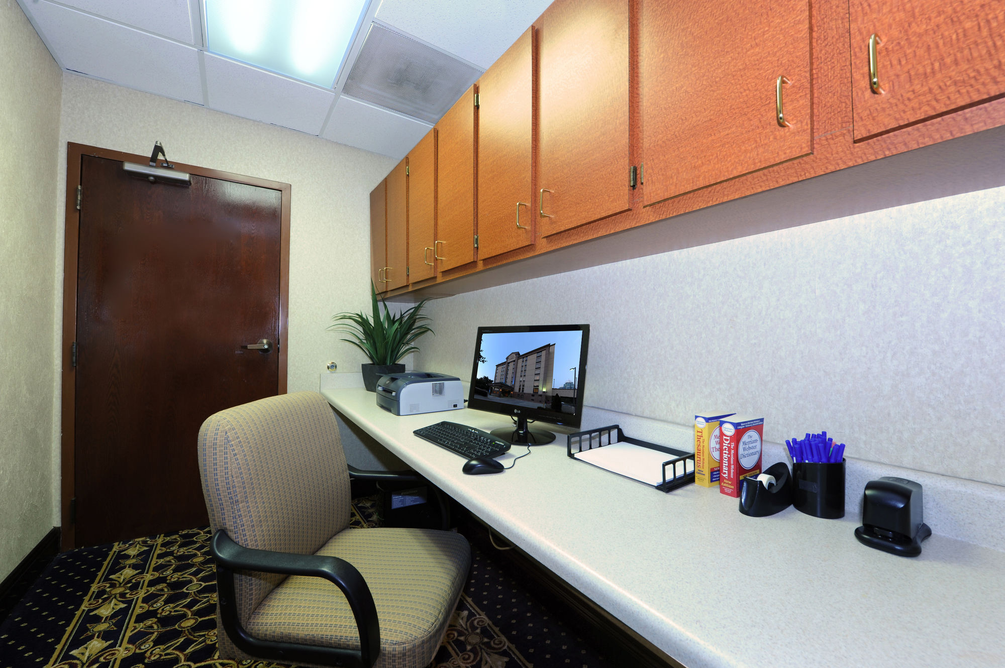 סנדי ספרינגס Holiday Inn Express & Suites Atlanta Perimeter Mall Hotel By Ihg מראה חיצוני תמונה