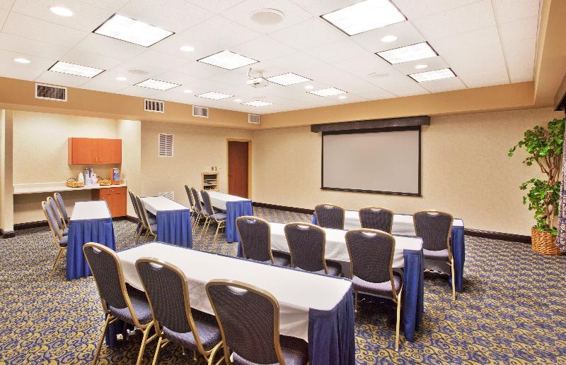 סנדי ספרינגס Holiday Inn Express & Suites Atlanta Perimeter Mall Hotel By Ihg מראה חיצוני תמונה